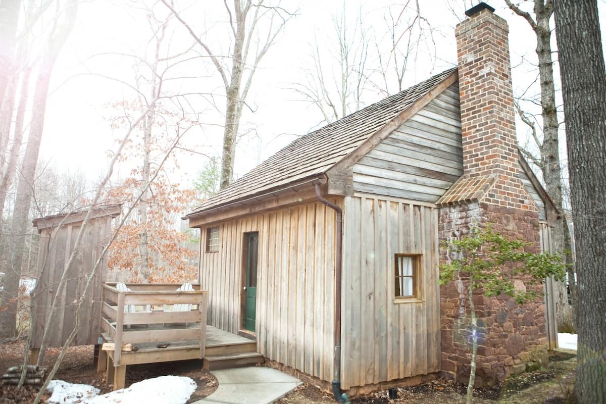 White Oak Cabin</br><h5><i>Starting at $195</i></h5>